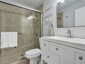 2641 W Gately Dr W 1002, West Palm Beach FL 33415