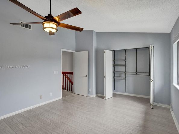 2641 W Gately Dr W 1002, West Palm Beach FL 33415