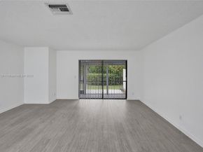 2641 W Gately Dr W 1002, West Palm Beach FL 33415