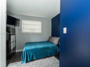 6680 NW 24th Pl, Sunrise FL 33313