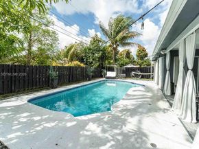 6680 NW 24th Pl, Sunrise FL 33313