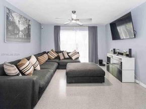 6680 NW 24th Pl, Sunrise FL 33313