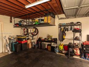 6680 NW 24th Pl, Sunrise FL 33313