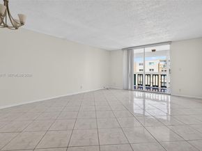 421 NE 14th Ave 608, Hallandale Beach FL 33009