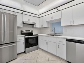 421 NE 14th Ave 608, Hallandale Beach FL 33009