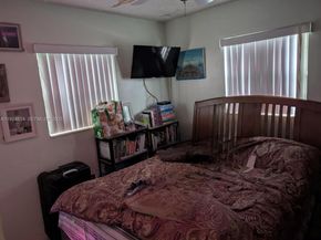 7231 Ramona St, Miramar FL 33023