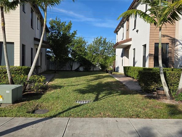 21380 NE 2nd Ct, Miami FL 33179