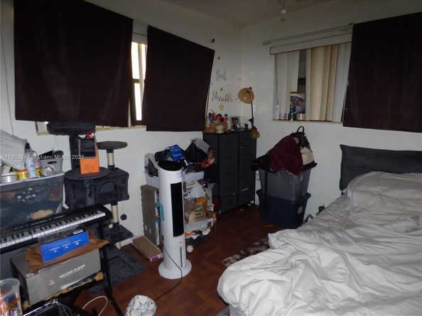 347 NW 42nd St, Miami FL 33127