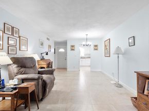 1200 Tallwood Ave 109, Hollywood FL 33021