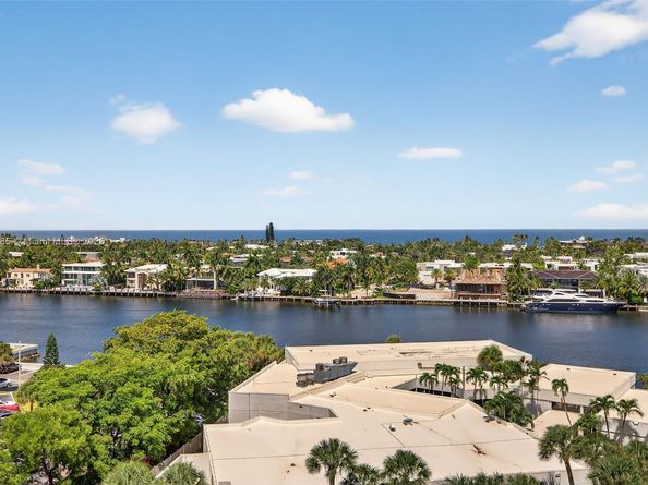 20281 E Country Club Dr 704, Aventura FL 33180