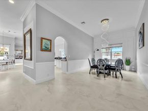 13801 Alexandria Ct, Davie FL 33325