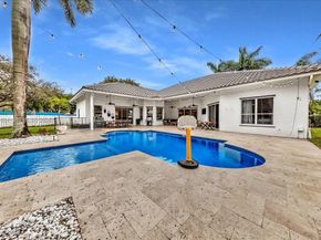 13801 Alexandria Ct, Davie FL 33325