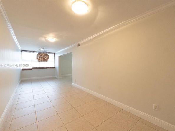 2977 Mcfarlane Rd PH9, Miami FL 33133