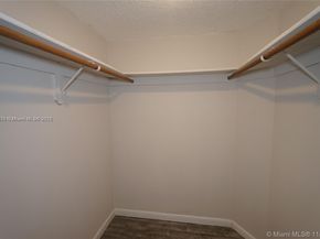 5201 Orduna Dr 12, Coral Gables FL 33146