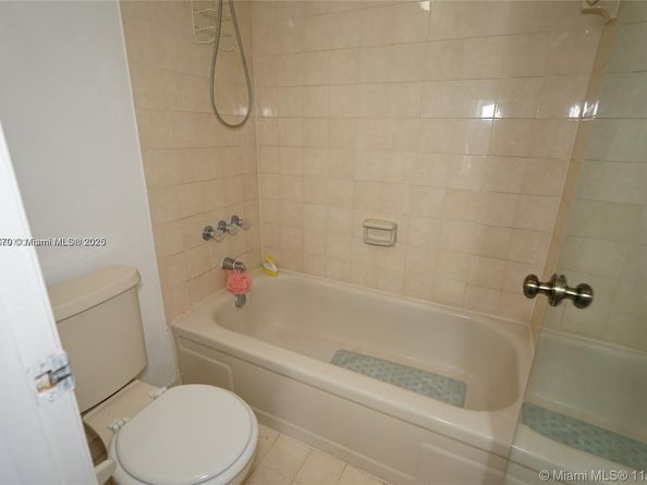 5201 Orduna Dr 12, Coral Gables FL 33146