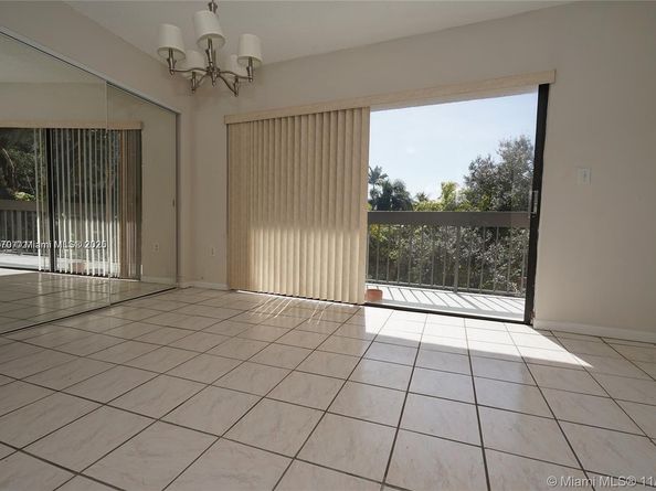 5201 Orduna Dr 12, Coral Gables FL 33146