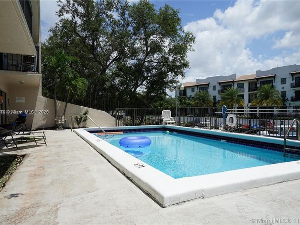 5201 Orduna Dr 12, Coral Gables FL 33146