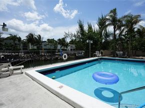 5201 Orduna Dr 12, Coral Gables FL 33146
