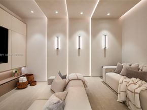 1522 Island Blvd, Aventura FL 33160