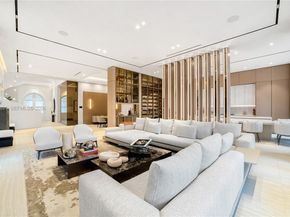 1522 Island Blvd, Aventura FL 33160