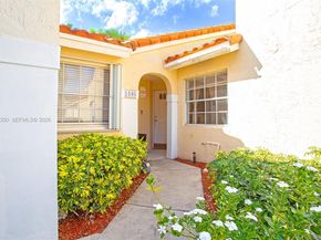 1595 Springside Dr, Weston FL 33326