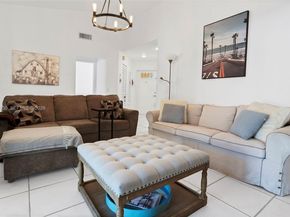 1595 Springside Dr, Weston FL 33326