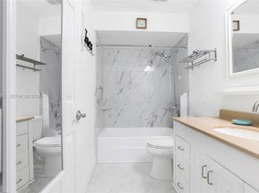 1595 Springside Dr, Weston FL 33326