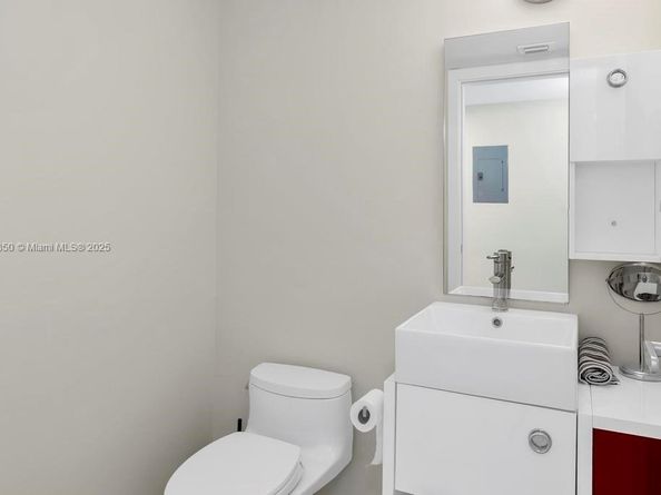 18671 Collins Ave 1203, Sunny Isles Beach FL 33160