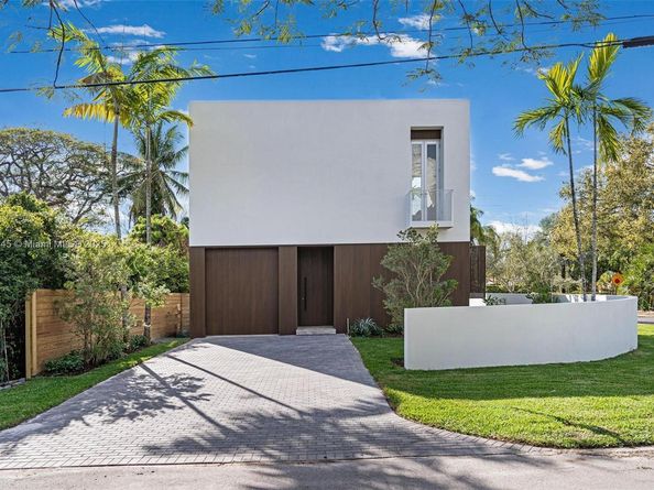 6800 SW 83rd Pl, Miami FL 33143