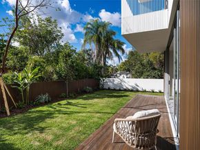 6800 SW 83rd Pl, Miami FL 33143