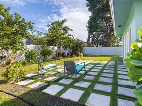 121 SE 7th St, Pompano Beach FL 33060
