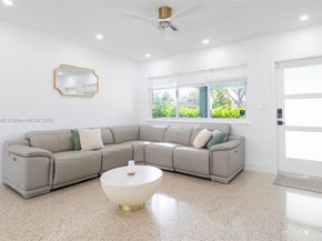 121 SE 7th St, Pompano Beach FL 33060