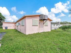 5424 Mayo St, Hollywood FL 33021