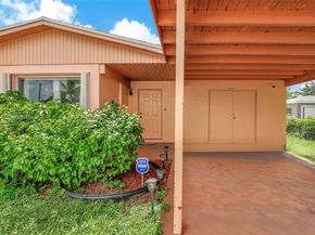 5424 Mayo St, Hollywood FL 33021
