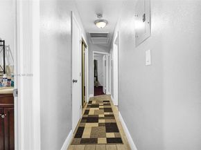 5424 Mayo St, Hollywood FL 33021
