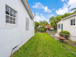 2145 SW 26th St, Miami FL 33133