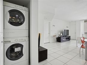 1900 Sunset Harbour Dr 2214, Miami Beach FL 33139