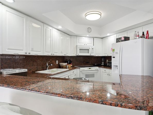 1900 Sunset Harbour Dr 2214, Miami Beach FL 33139