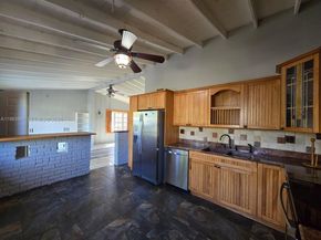 6208 SW 26th St, Miramar FL 33023