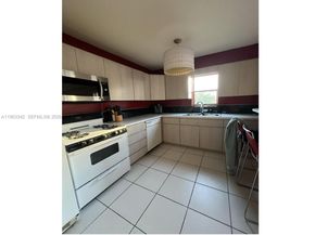 730 Pennsylvania Ave 301, Miami Beach FL 33139