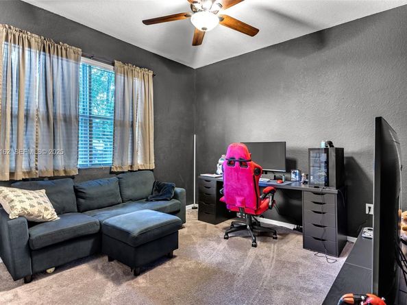 11833 SW 250th Ter, Homestead FL 33032