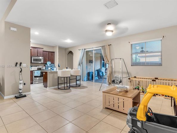 11833 SW 250th Ter, Homestead FL 33032