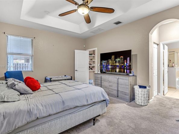 11833 SW 250th Ter, Homestead FL 33032