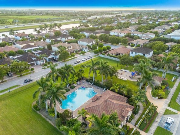 11833 SW 250th Ter, Homestead FL 33032