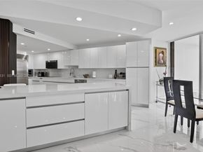 4000 Island Blvd 2301, Aventura FL 33160