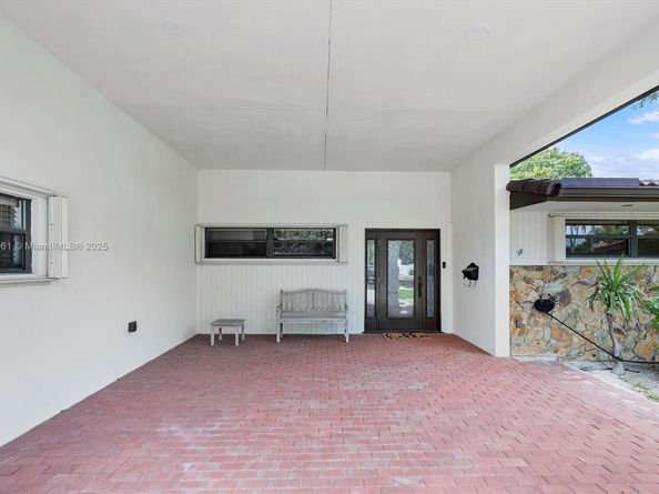 14830 Dade Pine Ave, Miami Lakes FL 33014
