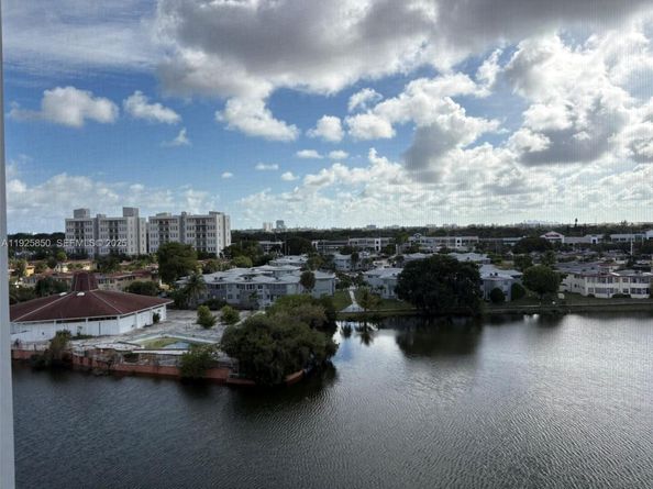 1750 NE 191st St 8294, Miami FL 33179