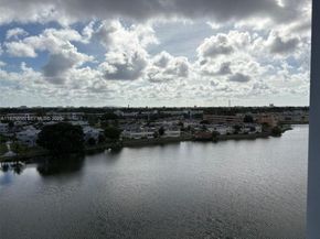 1750 NE 191st St 8294, Miami FL 33179