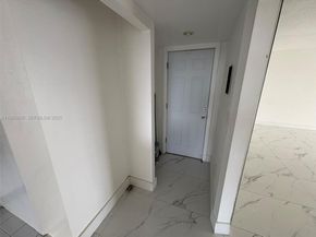 1750 NE 191st St 8294, Miami FL 33179