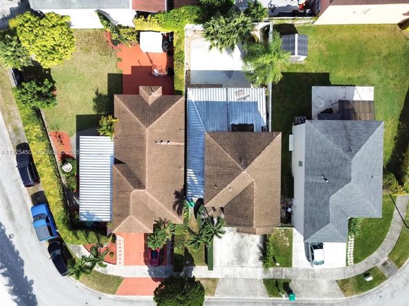 13921 SW 164th St, Miami FL 33177